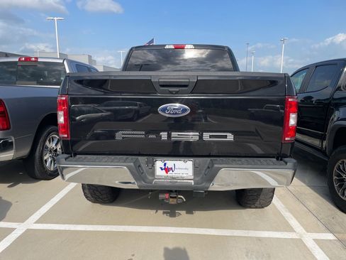 Used 2020 Ford F150 XLT image 5
