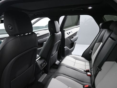 New 2026 Land Rover Range Rover Velar Dynamic SE image 16