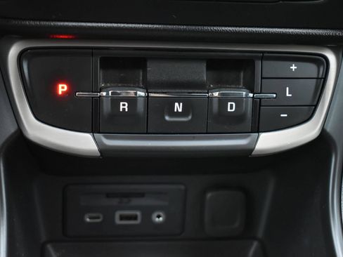 Used 2023 GMC Terrain Denali w/ LPO, Floor Liner Package AWD/4WD image 33