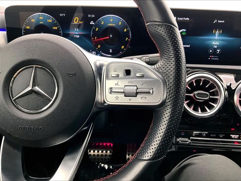 Used 2023 Mercedes-Benz CLA 250 image 22
