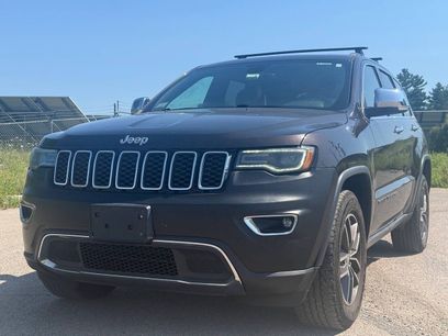 Used 2017 Jeep Grand Cherokee Limited w/ Luxury Group II