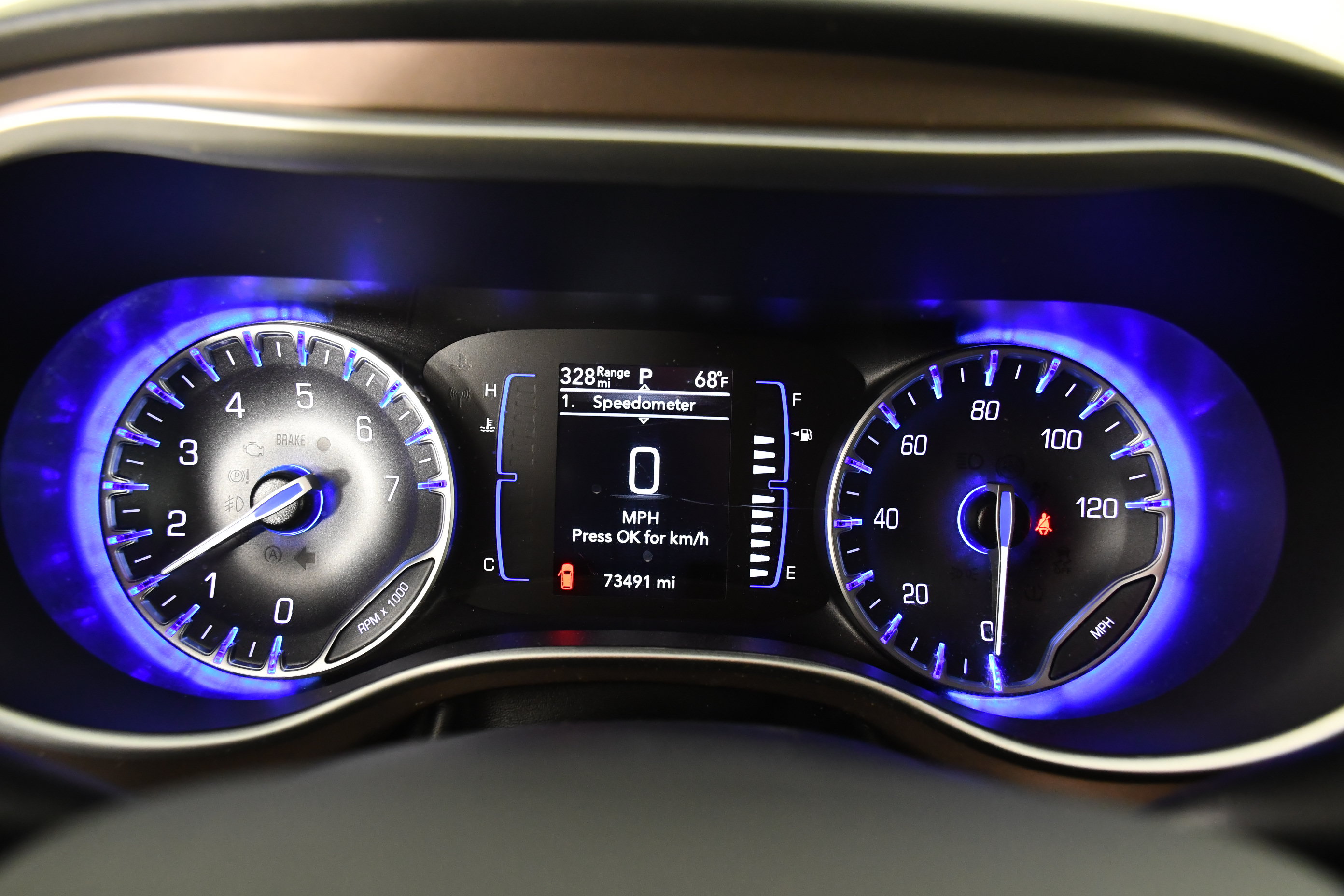 Used 2023 Chrysler Voyager LX FWD image 19