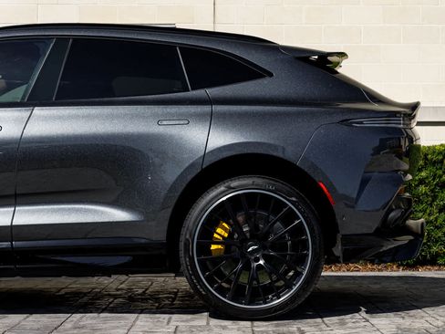 Used 2023 Aston Martin DBX 707 image 38