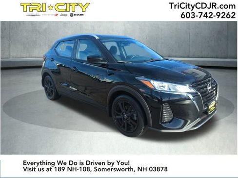 Used 2023 Nissan Kicks SV image 7