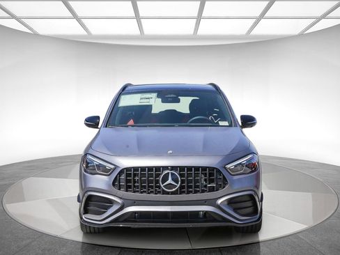 New 2026 Mercedes-Benz GLA 35 AMG 4MATIC image 6