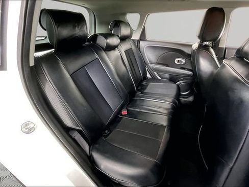 Used 2018 Kia Soul + FWD image 23