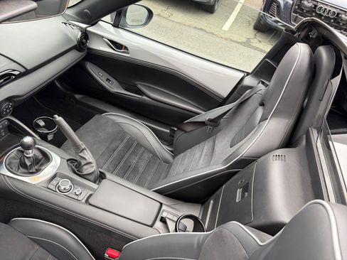 Used 2024 MAZDA MX-5 Miata RF Club image 31