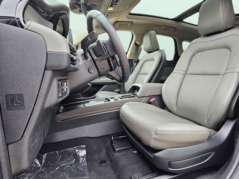 New 2026 Lincoln Corsair Premiere AWD/4WD image 13