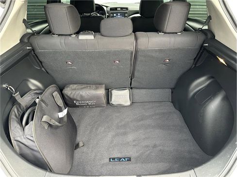 Used 2024 Nissan Leaf S image 27