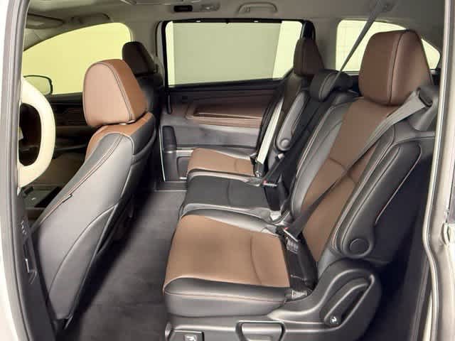 New 2027 Honda Odyssey Elite image 36