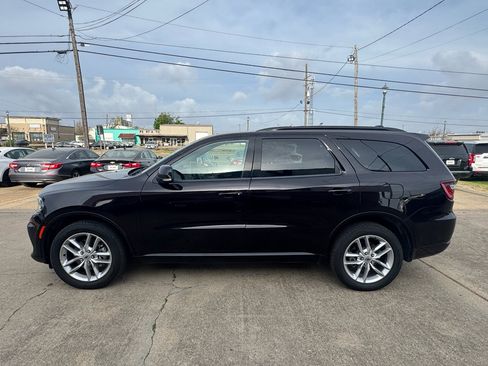 Used 2024 Dodge Durango GT image 2