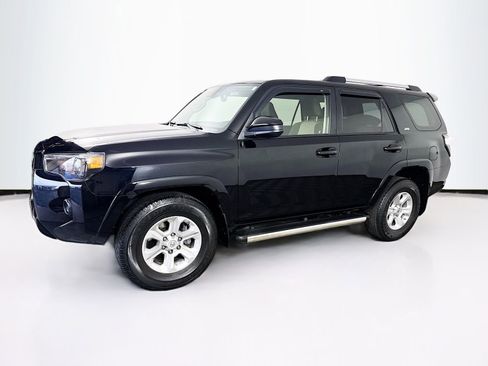 Used 2021 Toyota 4Runner SR5 RWD image 5