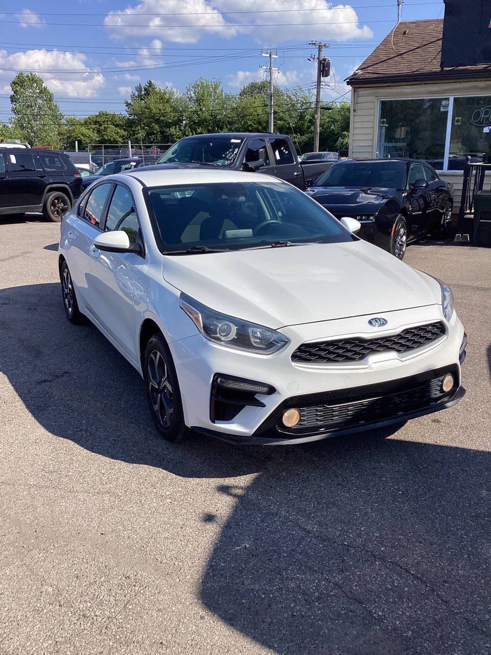Used 2020 Kia Forte LXS FWD image 2