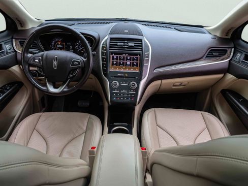 Used 2019 Lincoln MKC Reserve w/ MKC Climate Package AWD/4WD image 18