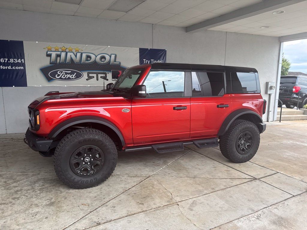 Used 2024 Ford Bronco Wildtrak AWD/4WD image 9