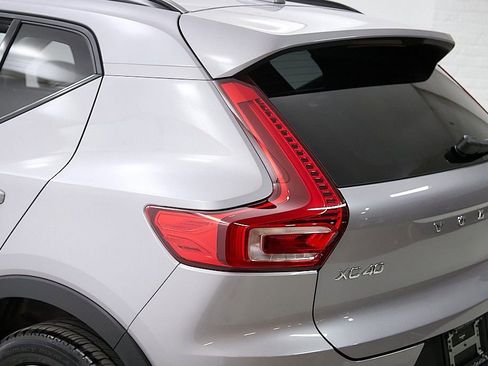 New 2026 Volvo XC40 B5 Plus w/ Protection Package Premier image 8