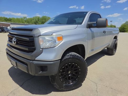 Used 2015 Toyota Tundra SR RWD image 1