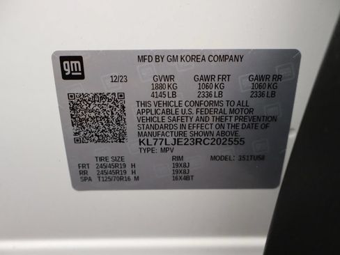 Used 2024 Chevrolet Trax RS w/ Sunroof Package FWD image 44