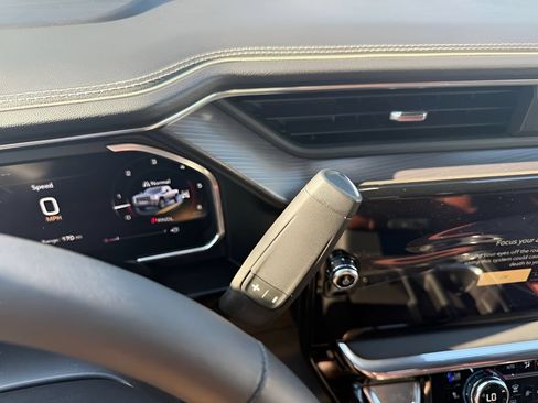New 2026 GMC Sierra 2500 Denali Ultimate AWD/4WD image 20