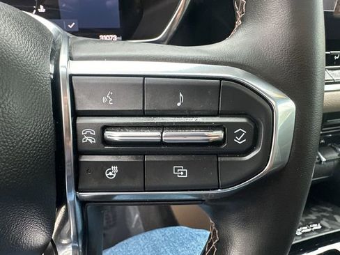 Used 2024 GMC Canyon Denali AWD/4WD image 36