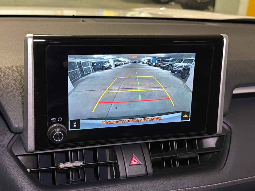 Used 2025 Toyota RAV4 XLE w/ Convenience Package AWD/4WD image 27