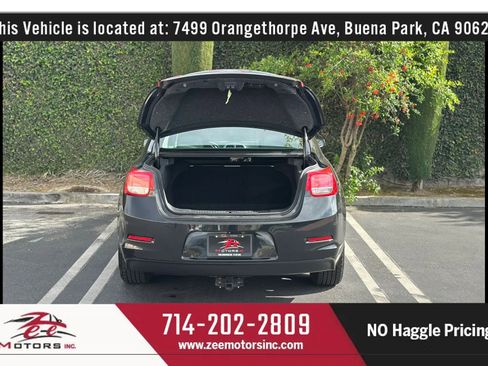 Used 2015 Chevrolet Malibu LT w/ Power Convenience Package image 16