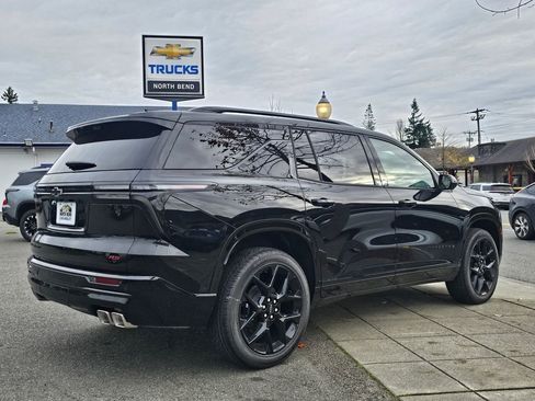 New 2026 Chevrolet Traverse RS w/ LPO, Floor Liner Package AWD/4WD image 5