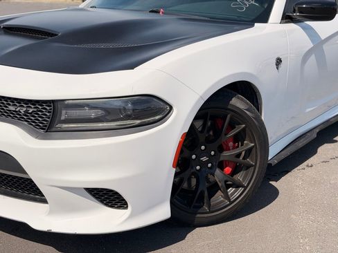 Used 2016 Dodge Charger SRT Hellcat RWD image 2