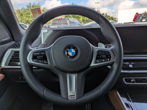 Certified 2026 BMW X5 xDrive40i w/ M Sport Package AWD/4WD image 21