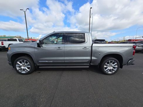 New 2026 Chevrolet Silverado 1500 High Country AWD/4WD image 7