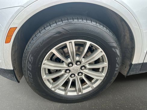 Used 2019 Cadillac XT5 Luxury image 11