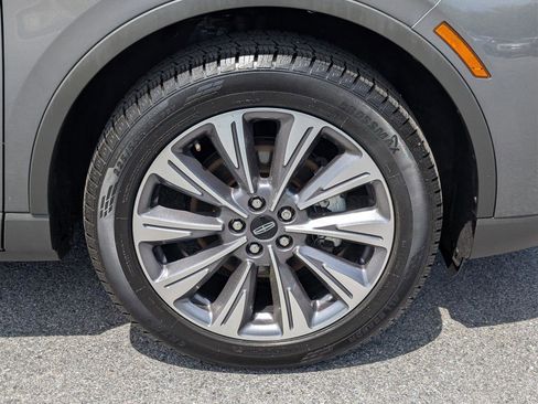 Used 2022 Lincoln Corsair Reserve w/ Elements Package image 10