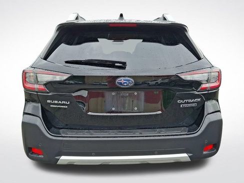 Used 2025 Subaru Outback Touring AWD/4WD image 5
