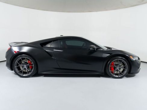 Used 2020 Acura NSX image 17