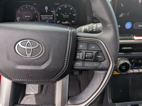 Used 2025 Toyota 4Runner Limited RWD image 15