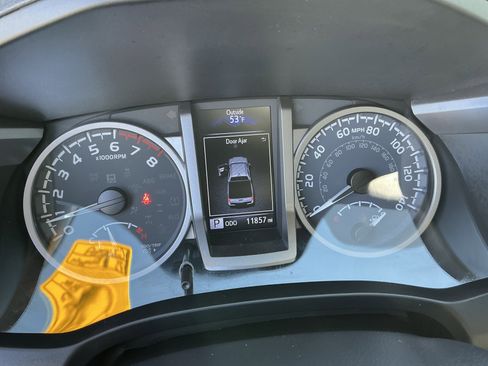 Used 2023 Toyota Tacoma Limited w/ Nightshade Package AWD/4WD image 19