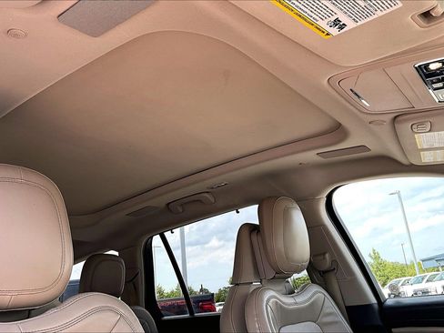 Used 2020 Lincoln Aviator Reserve w/ Equipment Group 202A AWD/4WD image 28