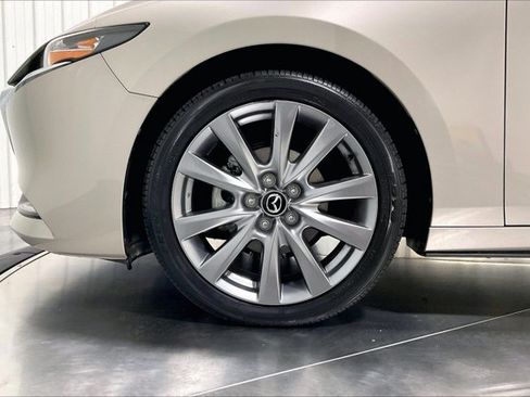Used 2025 MAZDA MAZDA3 s FWD image 9
