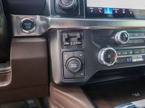 Used 2023 Ford F350 King Ranch AWD/4WD image 19