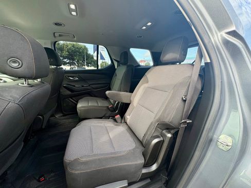 Used 2018 Chevrolet Traverse LT AWD/4WD image 14