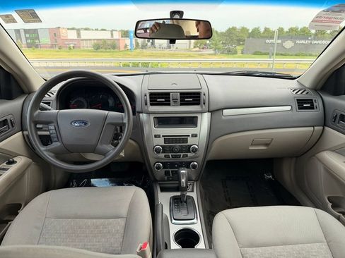 Used 2012 Ford Fusion S FWD image 3