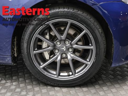 Used 2020 Tesla Model 3 Long Range AWD/4WD image 24