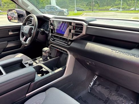Used 2024 Toyota Tundra SR5 w/ SR5 Convenience Package AWD/4WD image 40