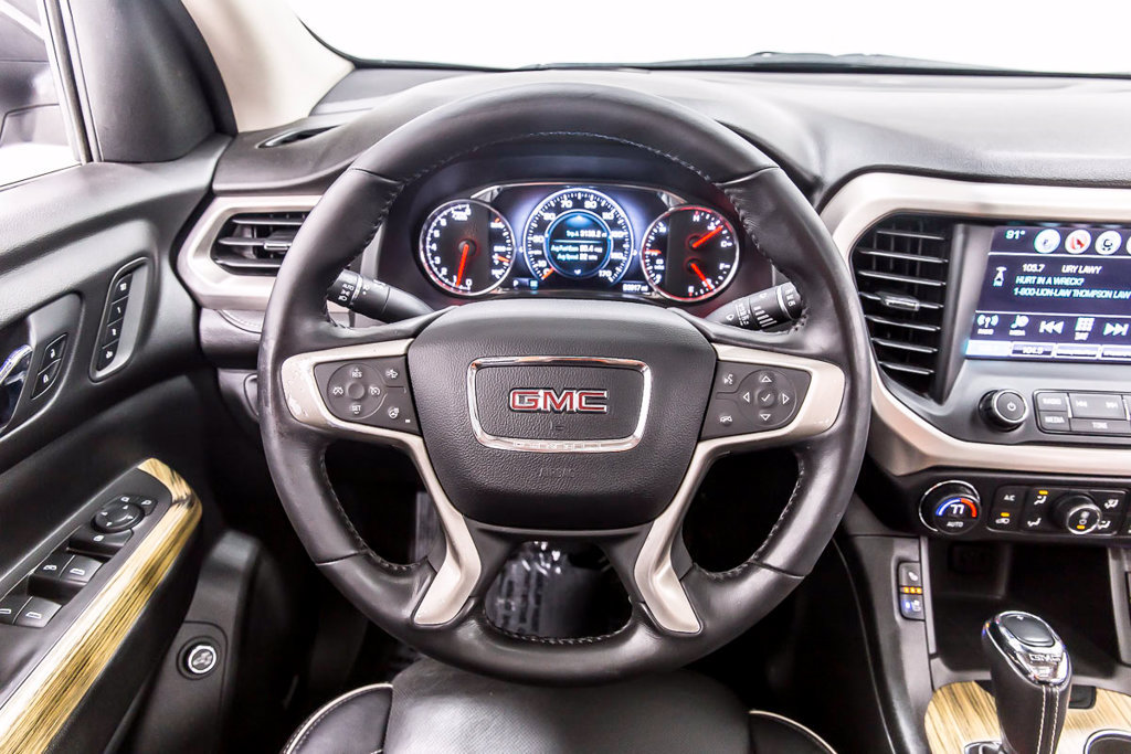 Used 2019 GMC Acadia Denali w/ Technology Package FWD image 20