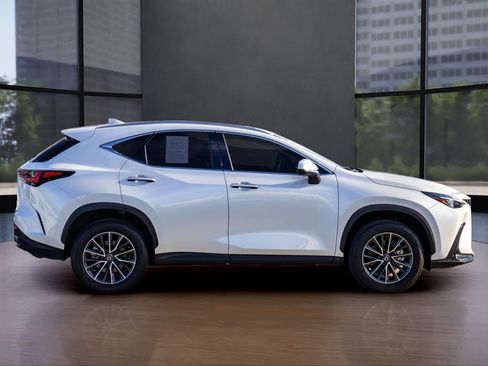 Used 2024 Lexus NX 250 FWD w/ Premium Package image 10