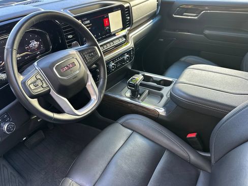 Used 2024 GMC Sierra 1500 Elevation w/ Elevation Premium Package AWD/4WD image 10
