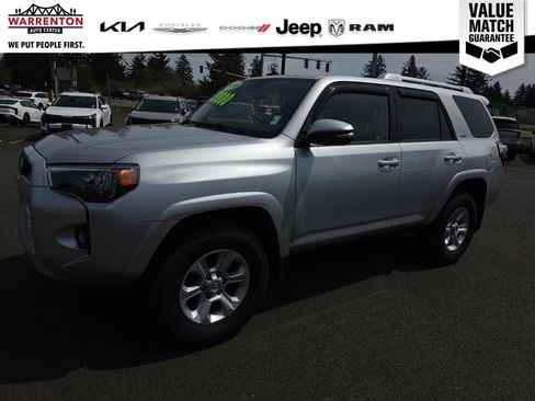 Used 2018 Toyota 4Runner SR5 Premium AWD/4WD image 1
