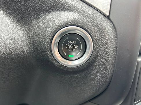 Used 2020 GMC Sierra 1500 SLE w/ SLE Value Package RWD image 27