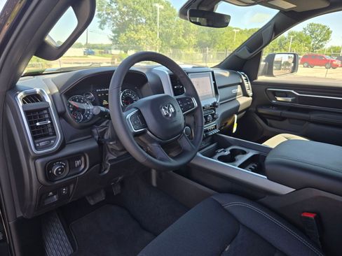 Used 2025 RAM 1500 Lone Star RWD image 11