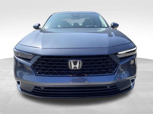 Used 2024 Honda Accord Touring image 7